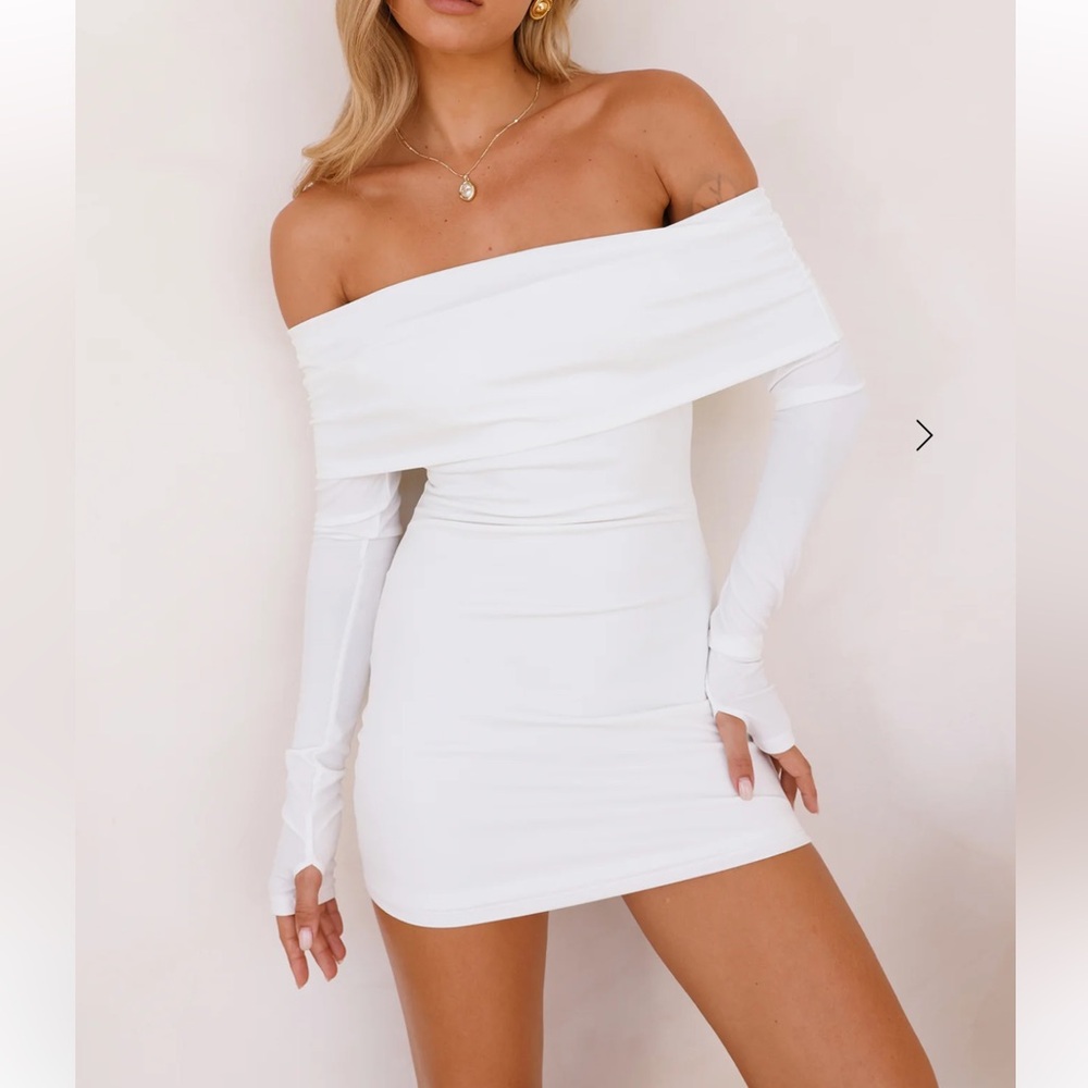 Hello Molly | Dresses | Lioness Hello Molly Isadora Mini Dress Porcelain White  Long Sleeve Mini Dress Xs | Poshmark